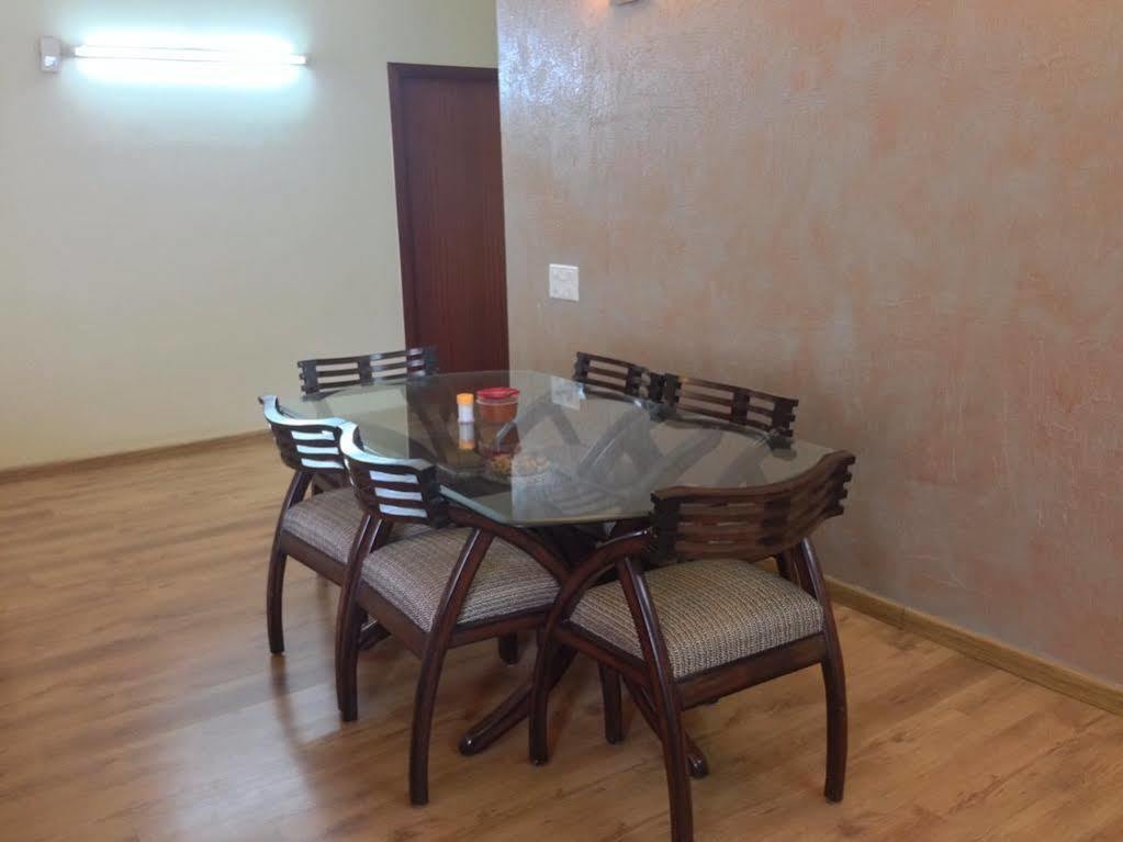 Park Inn Hospitality Bangalore Luaran gambar